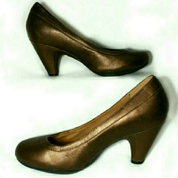 Indigo by Clarks 6 Bronze Classic Career Pumps - Picture 8 of 9